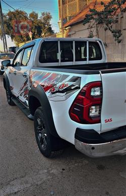 تويوتا هايلوكس